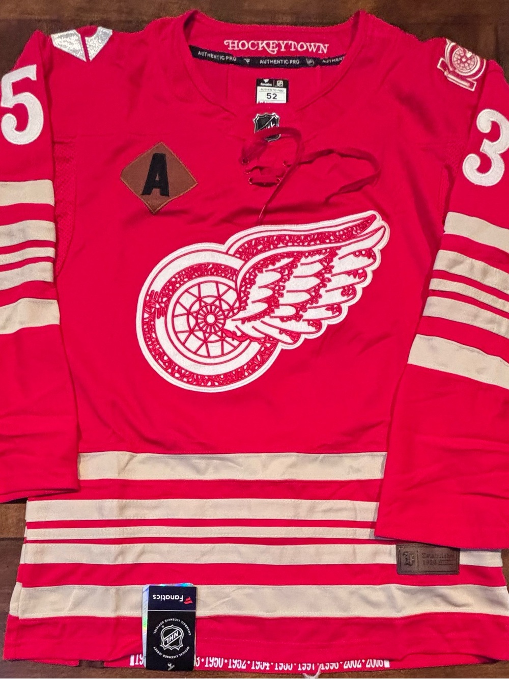 Detroit Red Wings Mortiz Seider Red Centennial 100 Years Stitched Size Large
